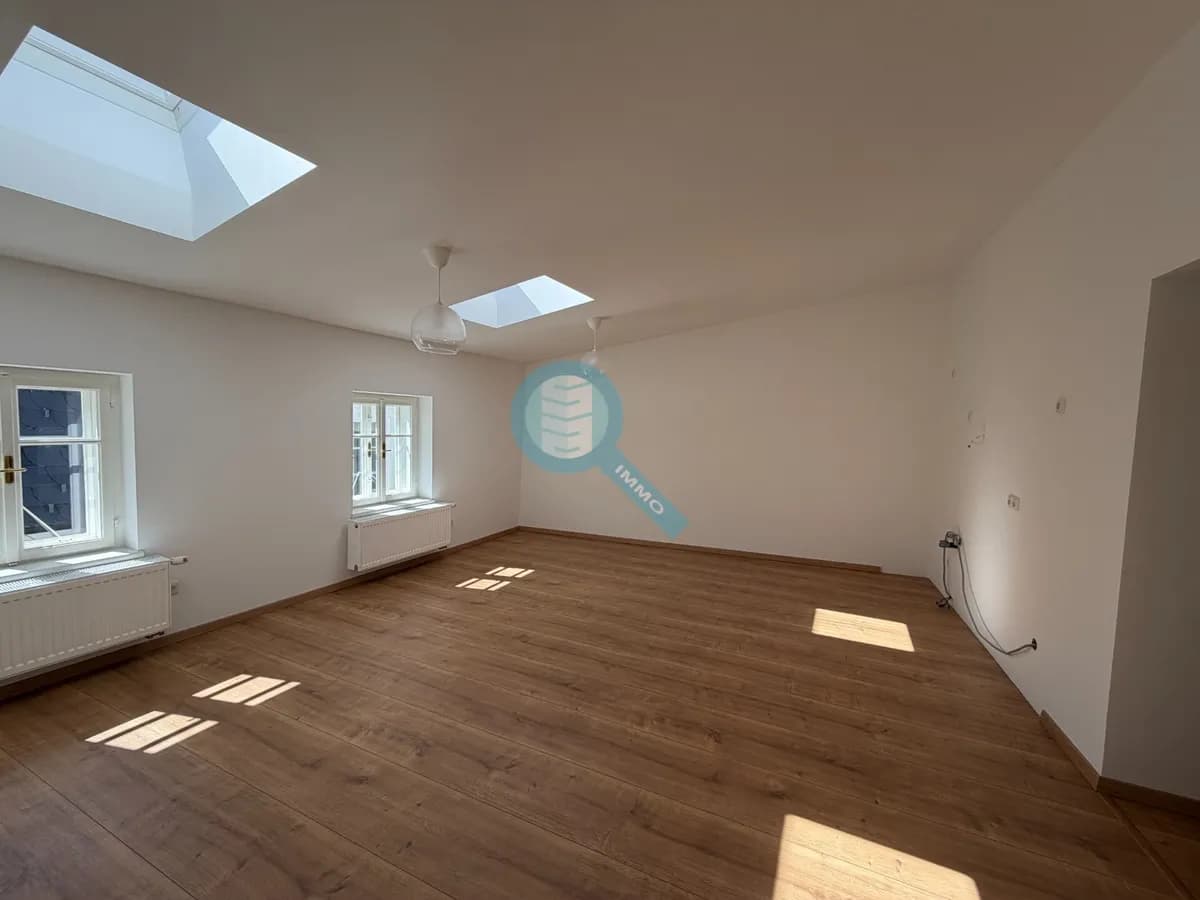 2-Zimmer-Wohnung kaufen in Gmunden – 46,51 m², € 369.000 – Bild 2 von 5