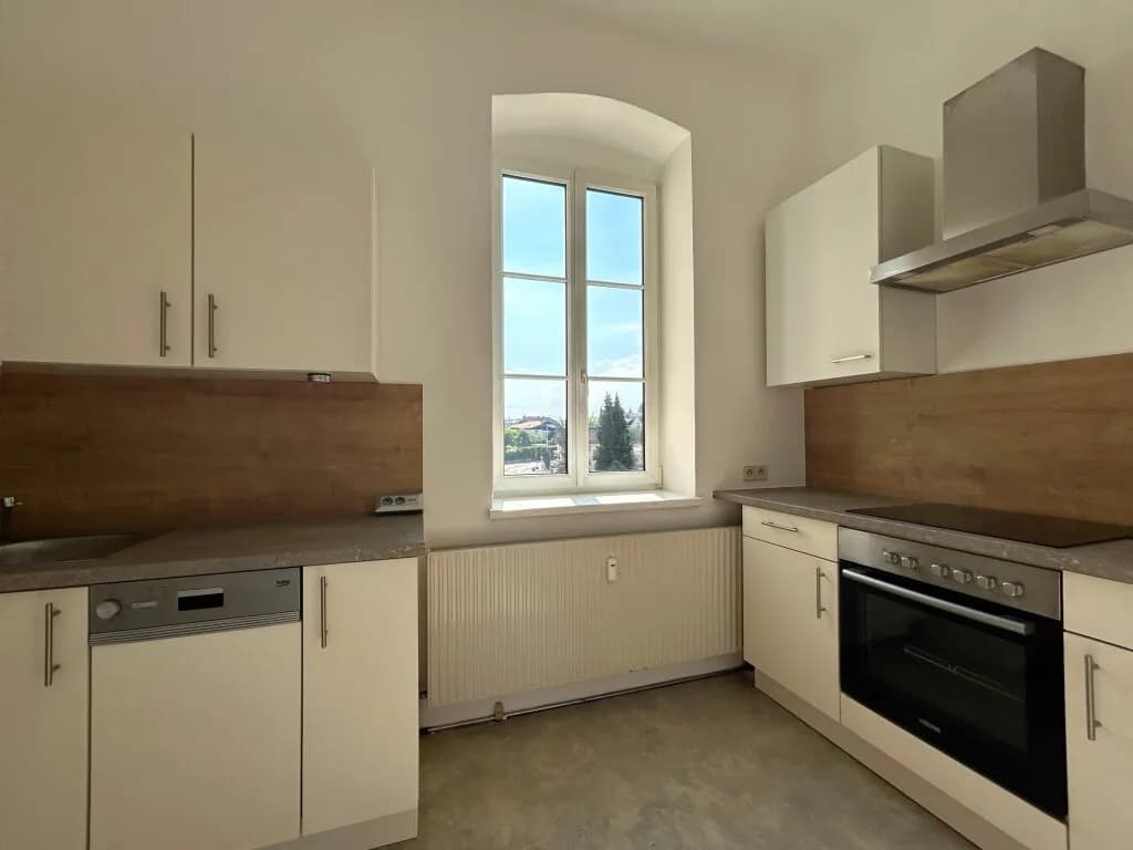 3-Zimmer-Wohnung mieten in Perg – 75,98 m², € 738