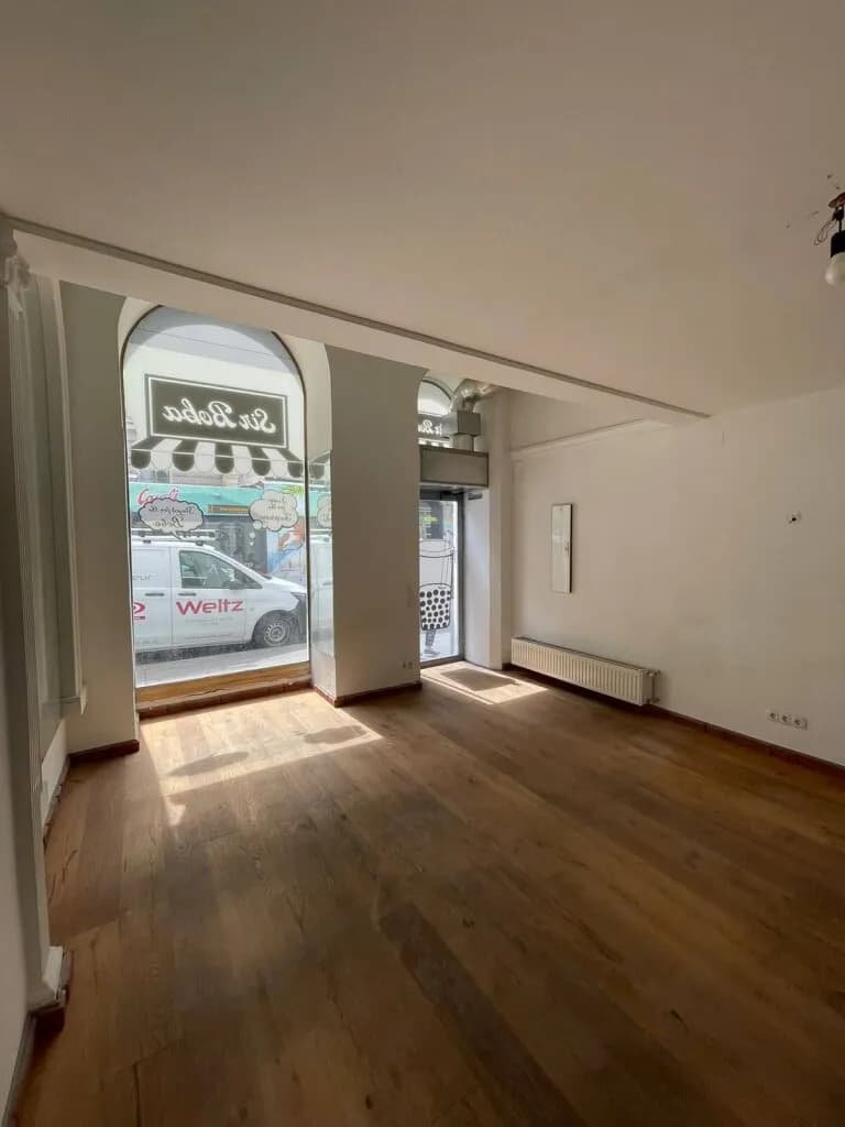 4-Zimmer-Gewerbeimmobilie mieten in Wien – 100 m², € 2.163