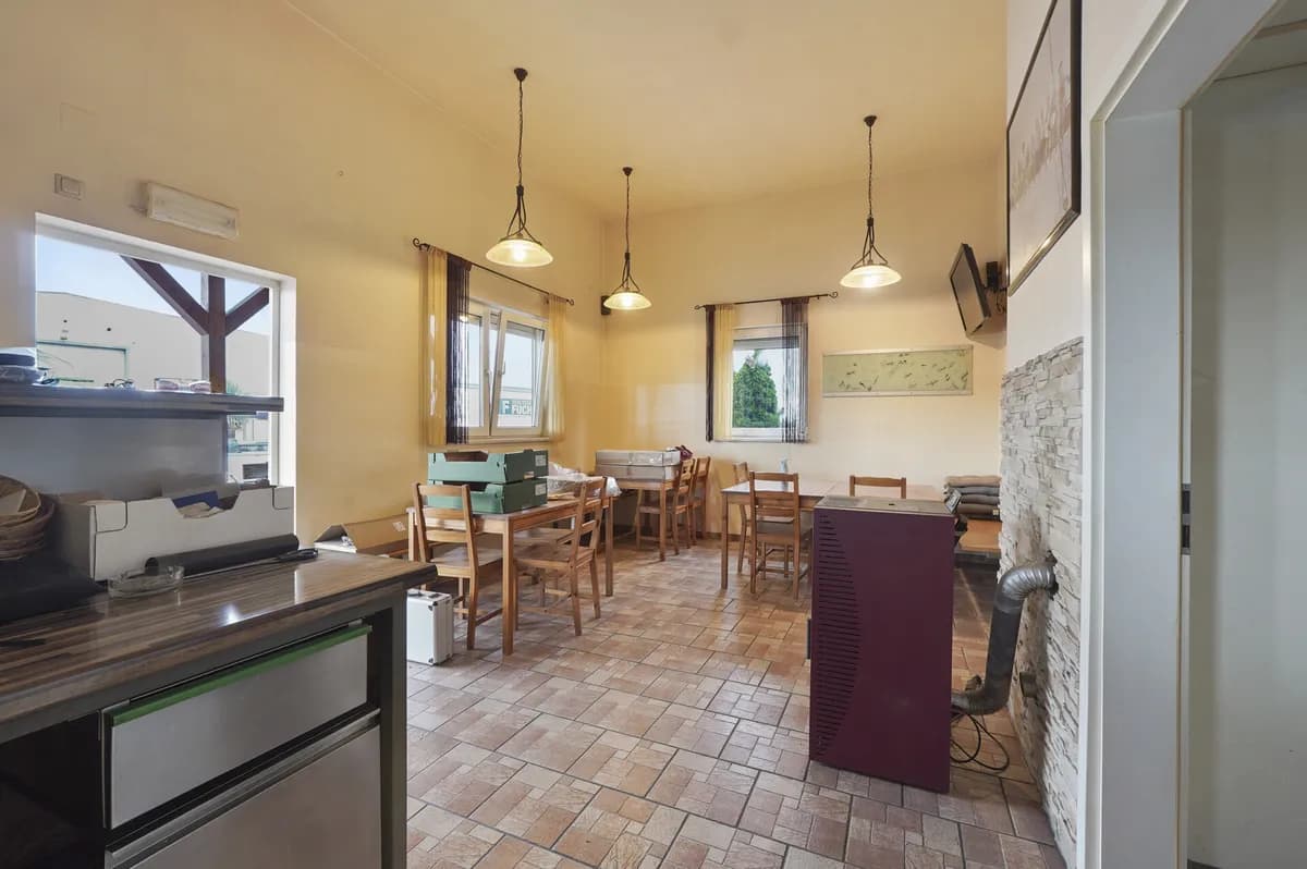 Gewerbeimmobilie kaufen in Wiener Neustadt Land – 54 m², € 119.000 – Bild 8 von 14