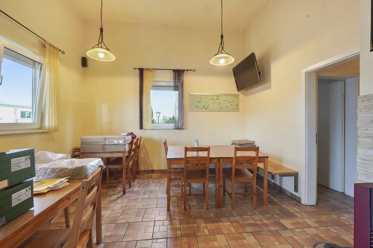 Gewerbeimmobilie kaufen in Wiener Neustadt Land – 54 m², € 119.000 – Bild 9 von 14