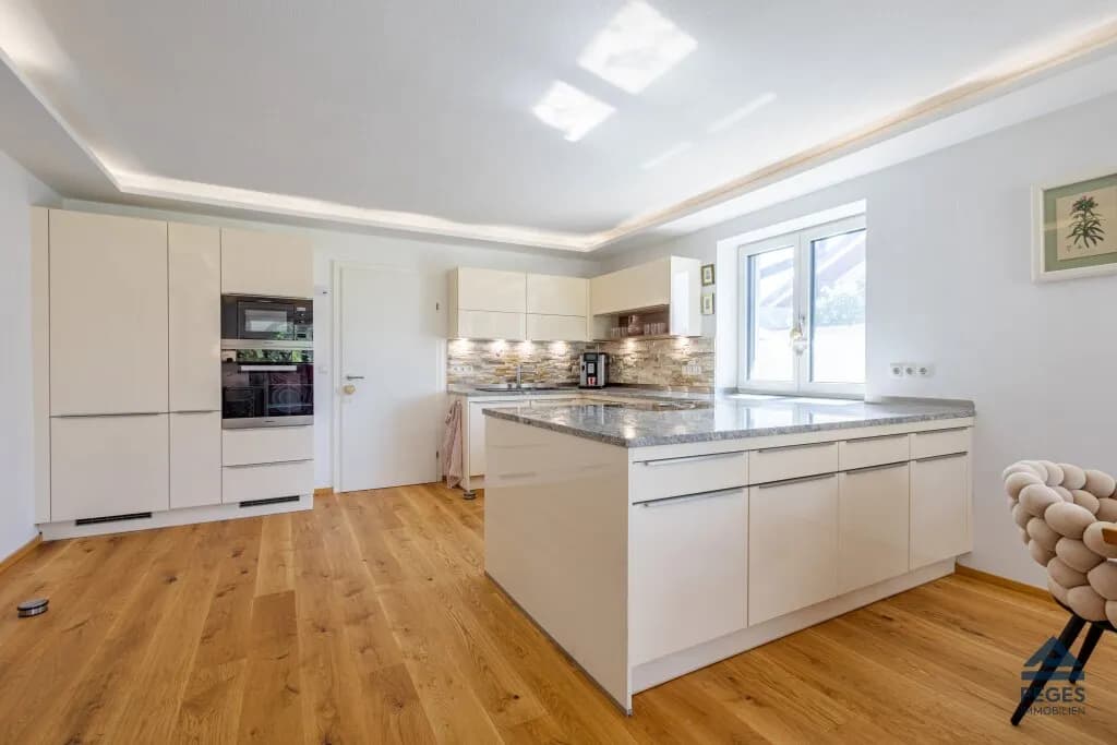 6-Zimmer-Haus kaufen in Hallein – 278 m², € 1.299.000 – Bild 3 von 14