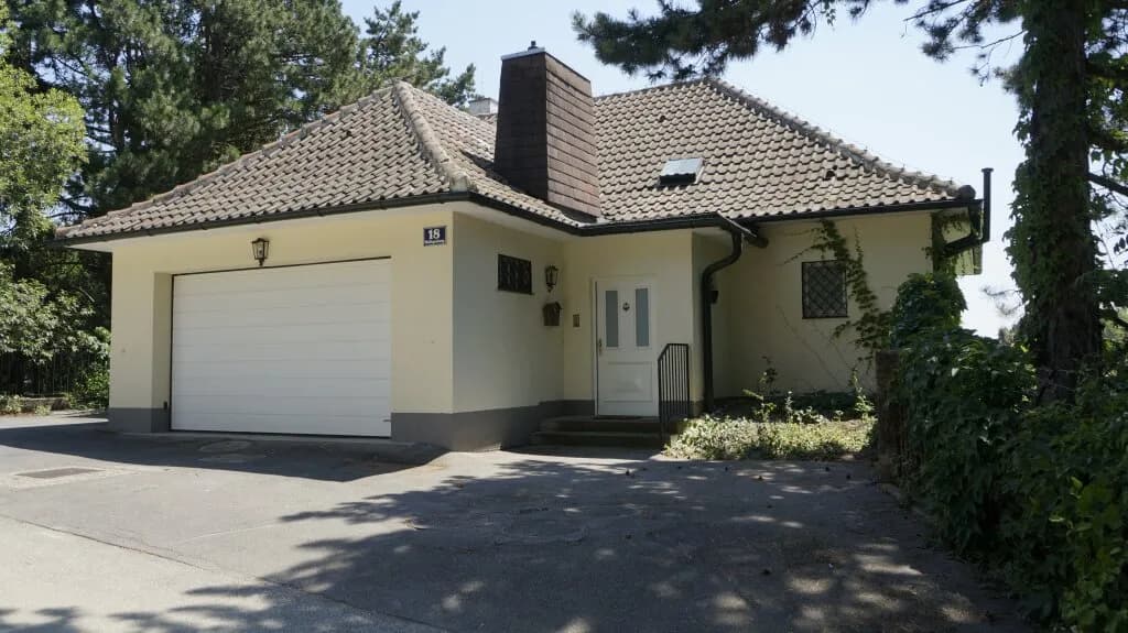 7-Zimmer-Immobilie mieten in Wien – 251 m², € 4.995 – Bild 3 von 11