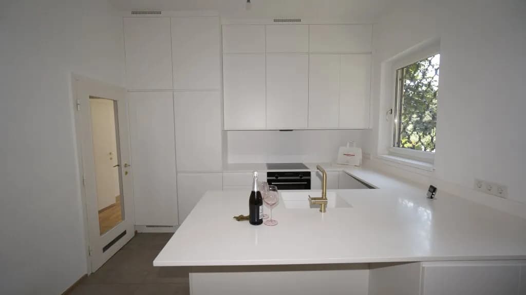 7-Zimmer-Immobilie mieten in Wien – 251 m², € 4.995 – Bild 8 von 11