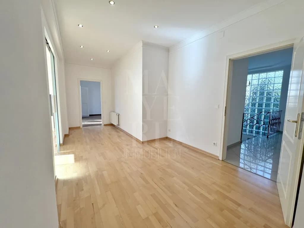 7-Zimmer-Immobilie mieten in Wien – 251 m², € 4.840 – Bild 23 von 30