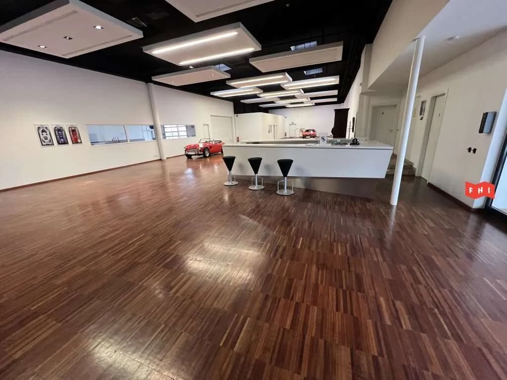Gewerbeimmobilie mieten in Perg – 1 823 m², € 4