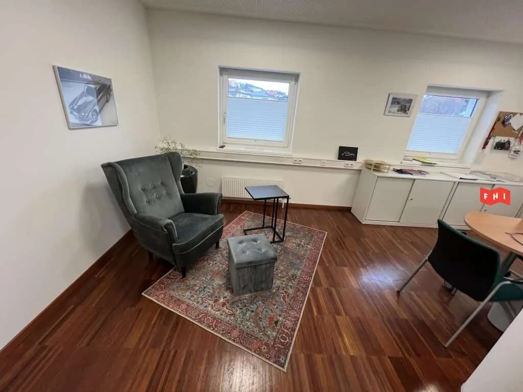 Gewerbeimmobilie mieten in Perg – 1 823 m², € 4 – Bild 6 von 10