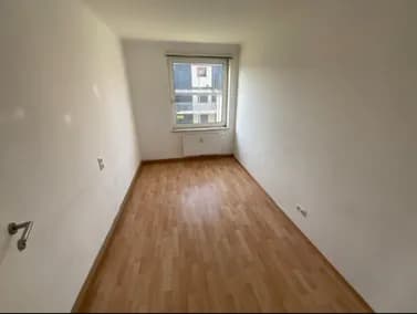 2-Zimmer-Wohnung mieten in Bruck-Mürzzuschlag – 52 m², € 484 – Bild 3 von 6