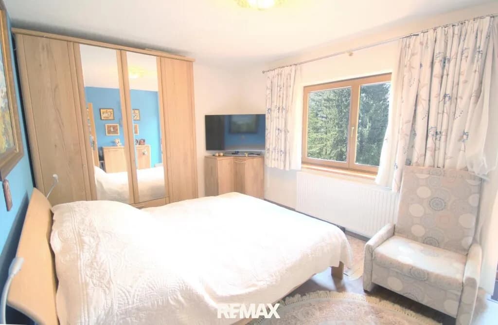 9-Zimmer-Immobilie kaufen in Vöcklabruck – 246 m², € 960.000 – Bild 5 von 6