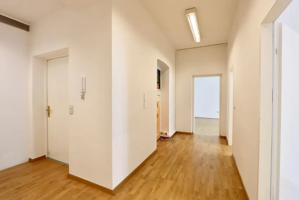 4-Zimmer-Gewerbeimmobilie mieten in Wien – 110 m², € 2.295 – Bild 3 von 17