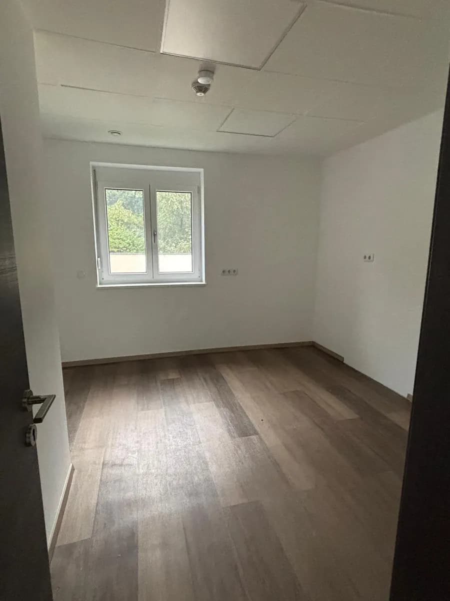 3-Zimmer-Gewerbeimmobilie mieten in Voitsberg – 180 m², € 1.500 – Bild 9 von 17