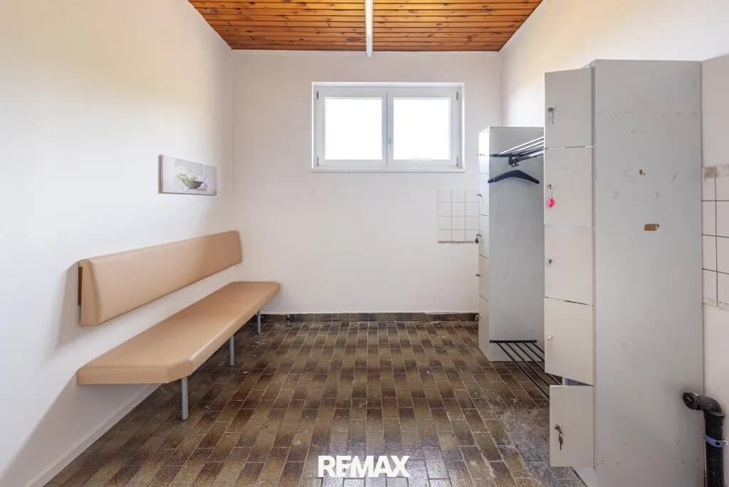 Gewerbeimmobilie mieten in Gmunden – 380 m², € 3.040 – Bild 7 von 11