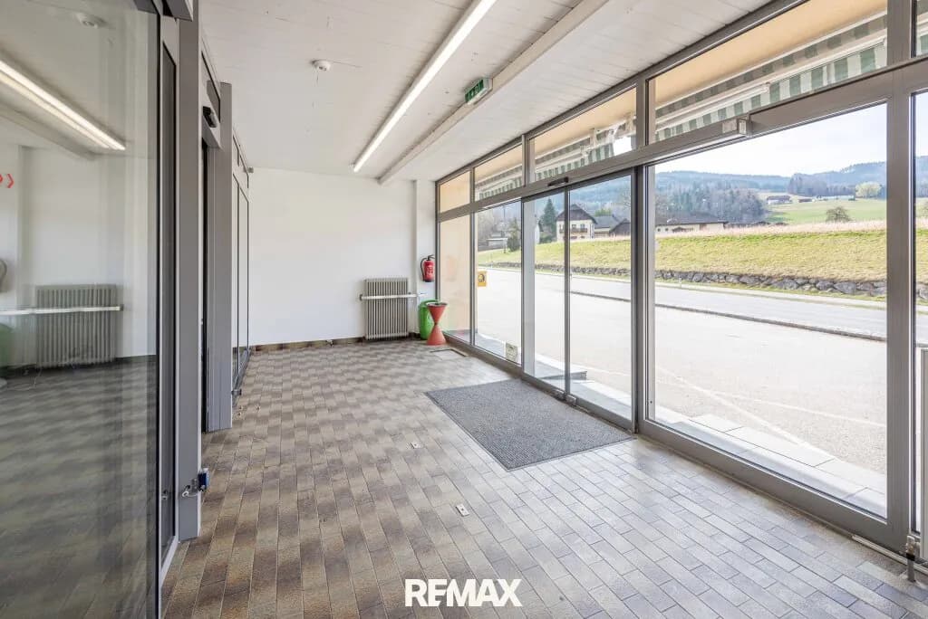 Gewerbeimmobilie mieten in Gmunden – 120 m², € 960 – Bild 3 von 7