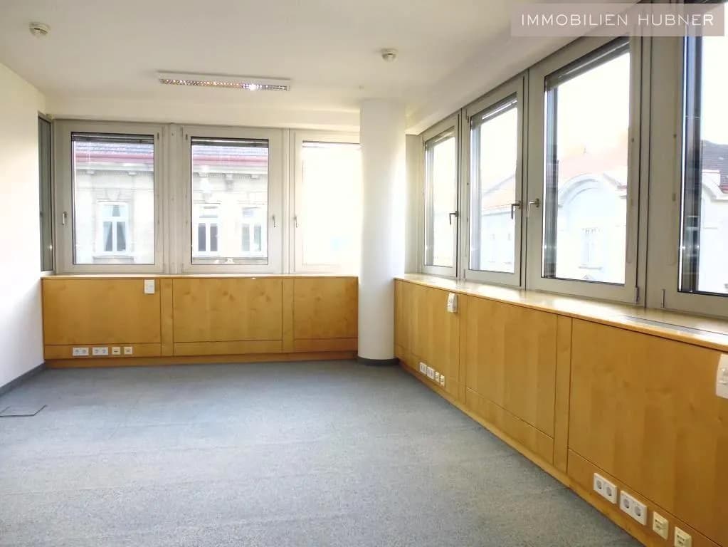 Gewerbeimmobilie mieten in Wien – 400 m², € 7.904 – Bild 2 von 12