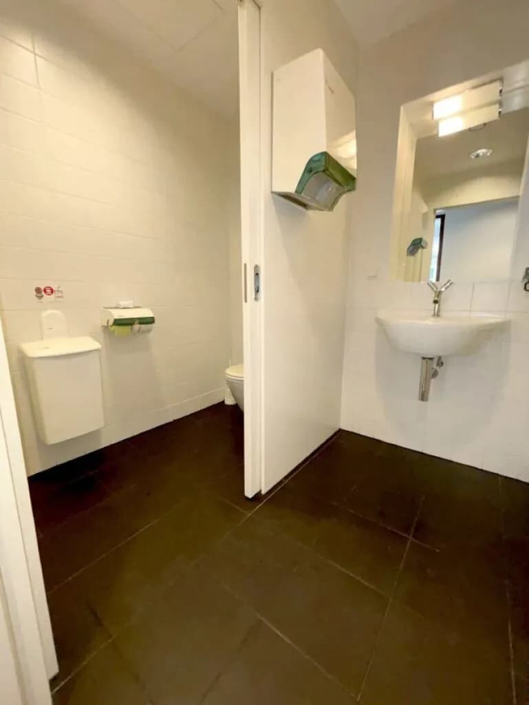 2-Zimmer-Gewerbeimmobilie mieten in Wien – 97 m², € 2.670 – Bild 6 von 7