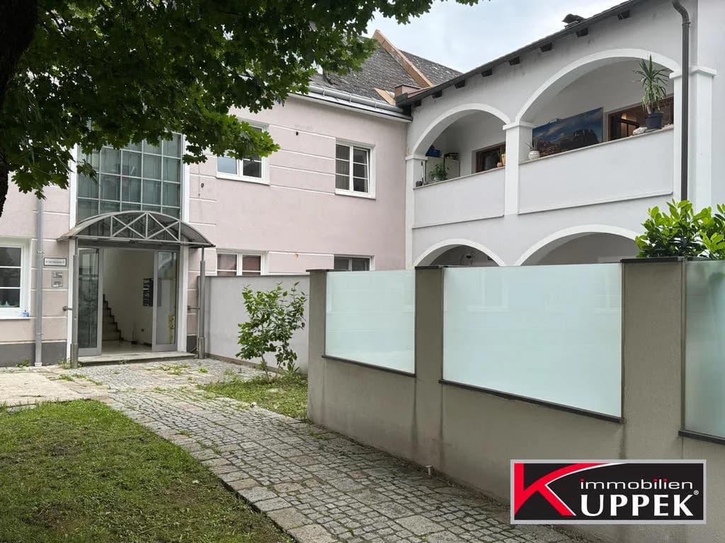 Wohnung kaufen in Linz Land – 280 m², € 80.000 – Bild 1 von 11