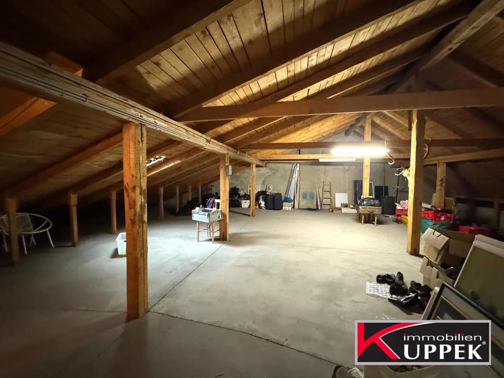 Wohnung kaufen in Linz Land – 280 m², € 80.000 – Bild 2 von 11