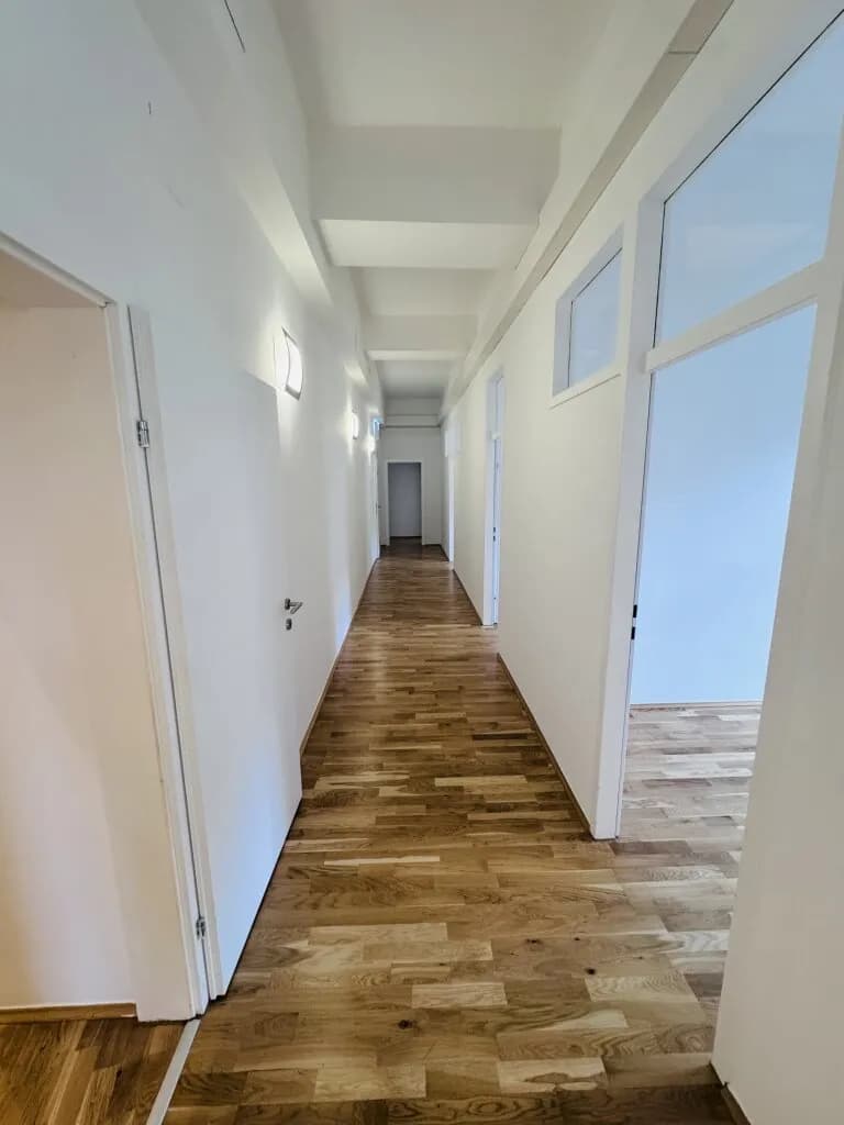12-Zimmer-Gewerbeimmobilie mieten in Wien – 362 m², € 7.443 – Bild 14 von 23