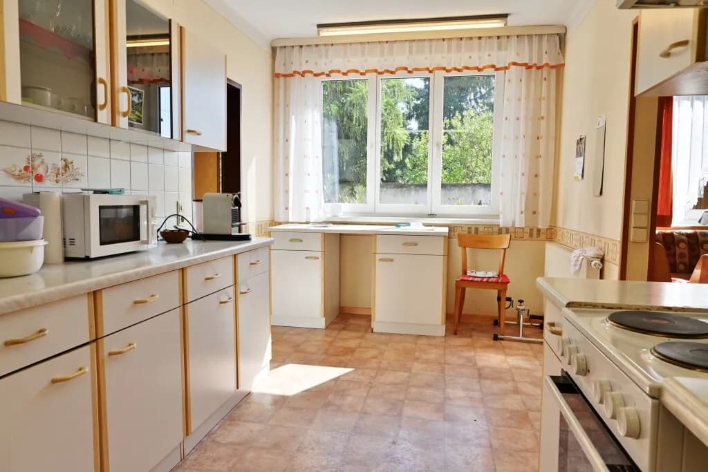 6-Zimmer-Gewerbeimmobilie kaufen in Hollabrunn – 220,2 m², € 249.000 – Bild 11 von 27