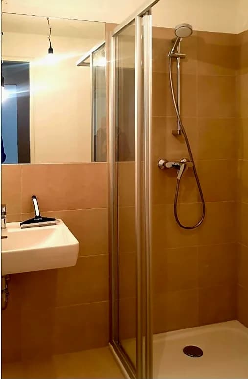 2-Zimmer-Wohnung mieten in Wien – 46 m², € 840 – Bild 2 von 4