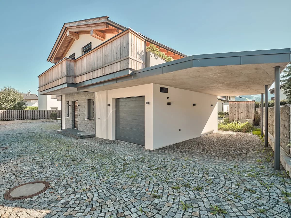 5-Zimmer-Haus kaufen in Kitzbühel – 300 m², € 3.000.000 – Bild 1 von 5