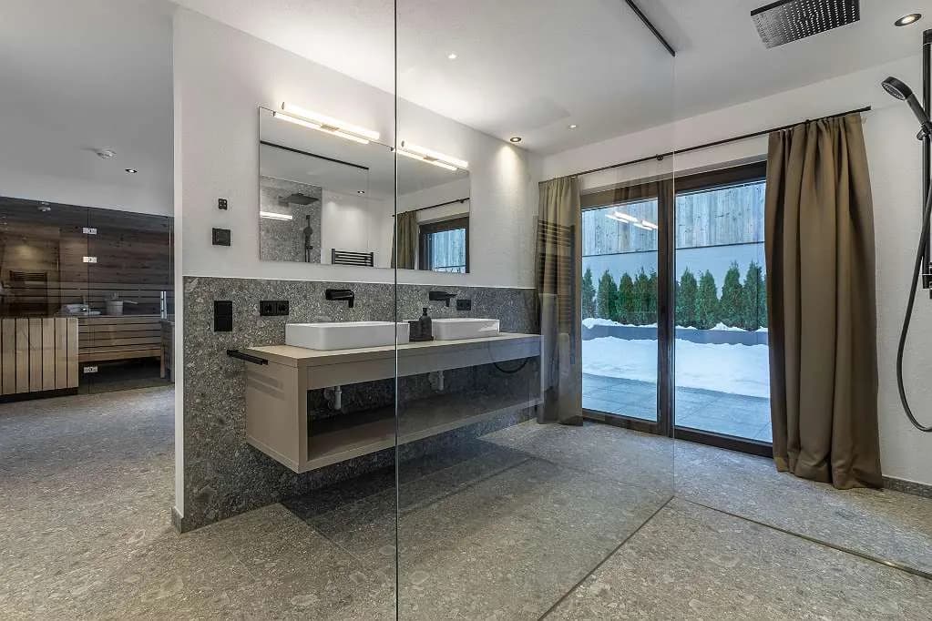 5-Zimmer-Haus mieten in Kitzbühel – 202,17 m², € 10.000 – Bild 9 von 10