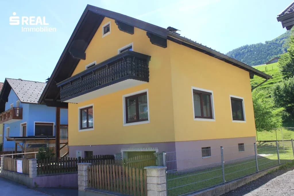4-Zimmer-Haus kaufen in Amstetten – 136 m², € 225.000