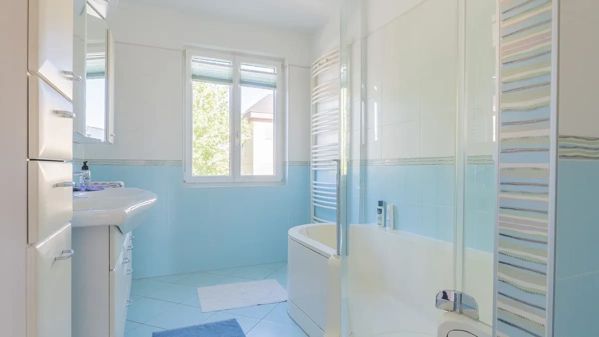 5-Zimmer-Wohnung mieten in Vöcklabruck – 123,26 m², € 1.700 – Bild 10 von 15