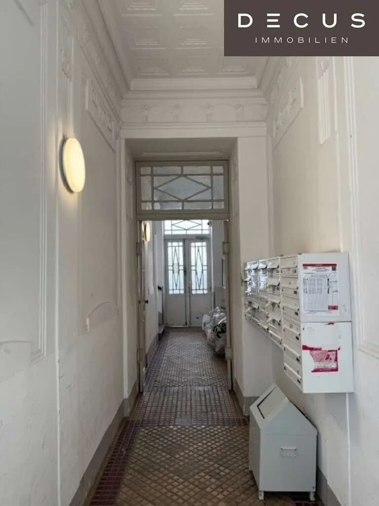 Immobilie kaufen in Wien – 300 m², € 140.000 – Bild 2 von 2