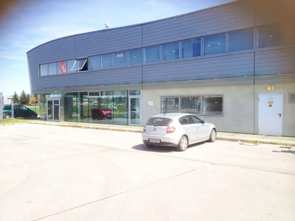 2-Zimmer-Gewerbeimmobilie mieten in Klagenfurt – 196 m², € 1.850 – Bild 2 von 9