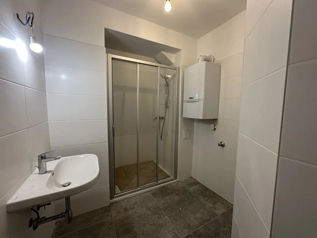 3-Zimmer-Gewerbeimmobilie mieten in Wien – 77,7 m², € 1.989 – Bild 8 von 14