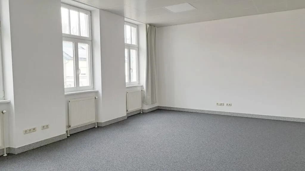 5-Zimmer-Gewerbeimmobilie mieten in Mistelbach – 126 m², € 1.665 – Bild 2 von 20
