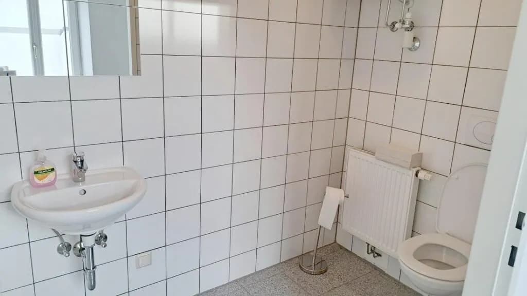 5-Zimmer-Gewerbeimmobilie mieten in Mistelbach – 126 m², € 1.665 – Bild 19 von 20