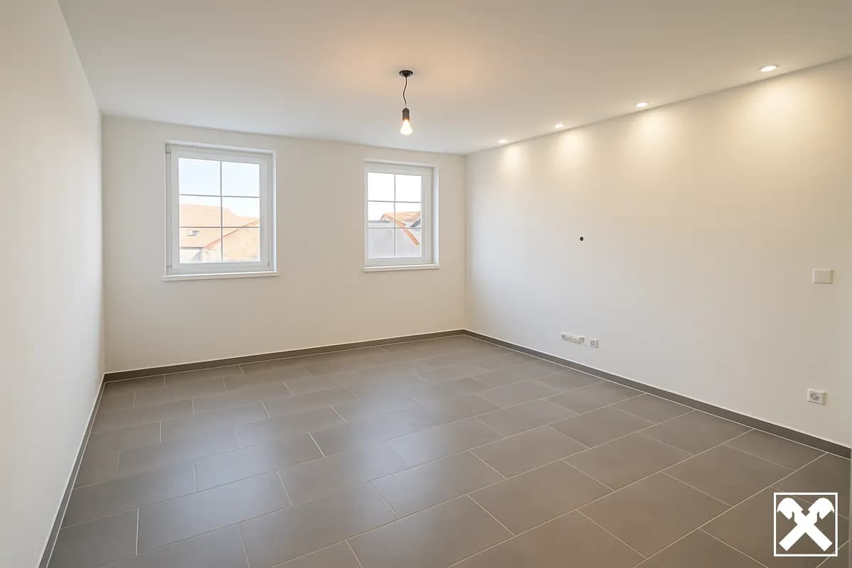 7-Zimmer-Gewerbeimmobilie kaufen in Neunkirchen – 203 m², € 399.000 – Bild 7 von 9