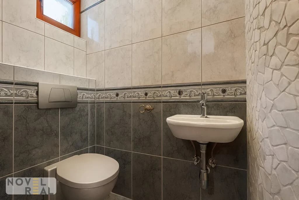 15-Zimmer-Gewerbeimmobilie kaufen in Baden – 669 m², € 1.290.000 – Bild 36 von 42