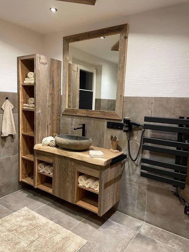 5-Zimmer-Haus mieten in Kitzbühel – 150 m², € 2.200 – Bild 2 von 18