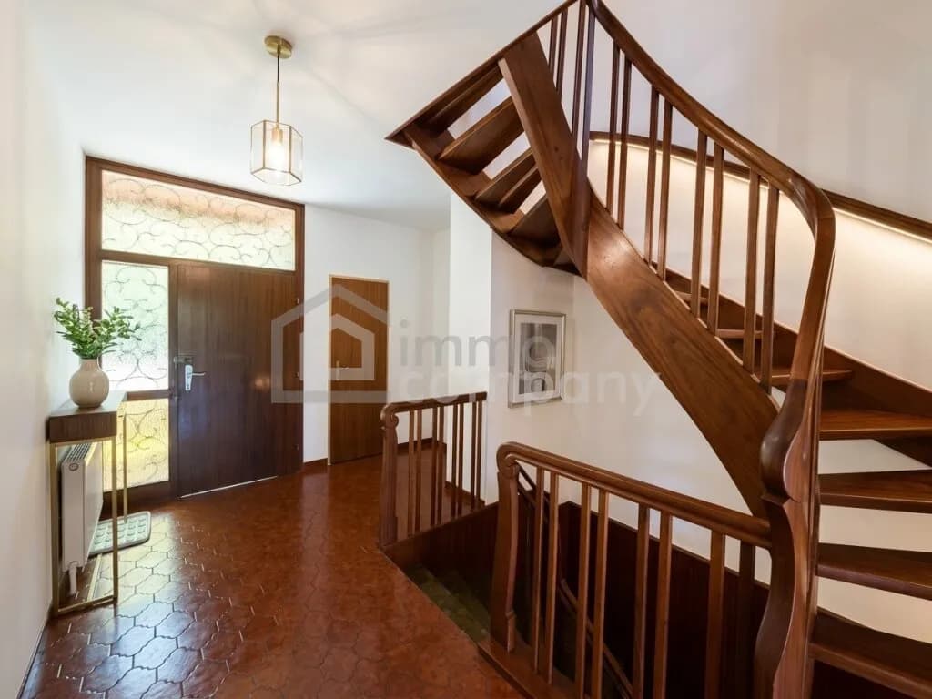 4-Zimmer-Haus mieten in Wien – 140 m², € 2.530 – Bild 2 von 13