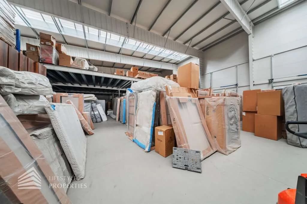 Gewerbeimmobilie mieten in Mödling – 2 282 m², € 13.690 – Bild 11 von 19