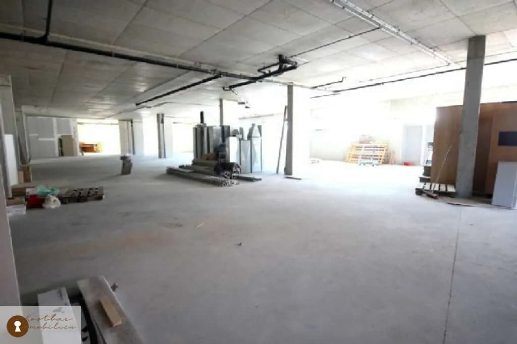 Gewerbeimmobilie mieten in Voitsberg – 797 m², € 3 – Bild 3 von 7