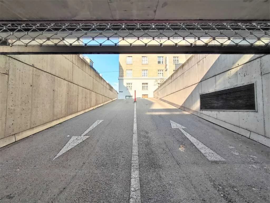 Immobilie mieten in Wien – 13 m², € 86 – Bild 4 von 5