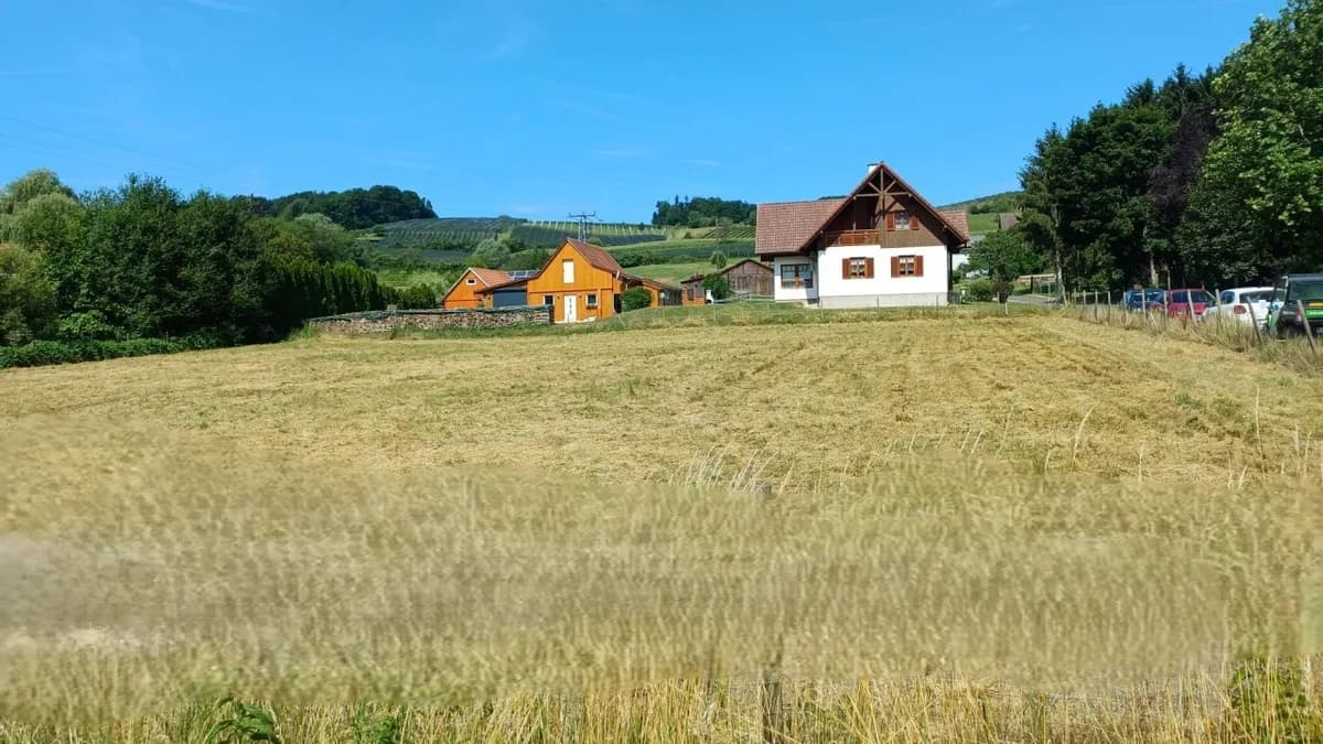 Grundstück kaufen in Südoststeiermark – 3 000 m², € 115.000