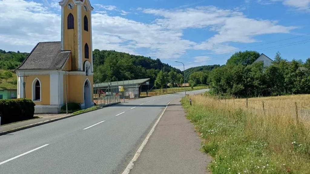 Grundstück kaufen in Südoststeiermark – 3 000 m², € 123.690 – Bild 4 von 6