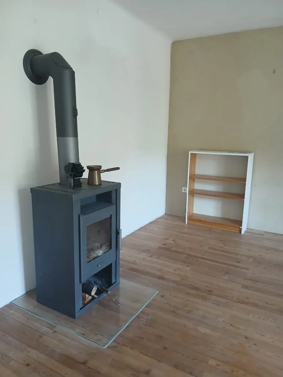 6-Zimmer-Wohnung mieten in Neunkirchen – 182 m², € 1.190 – Bild 6 von 7
