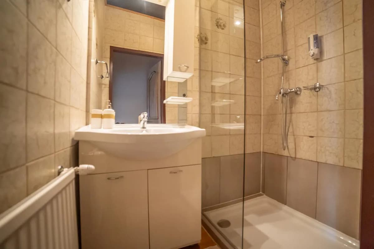 1-Zimmer-Wohnung mieten in Klagenfurt Land – 21 m², € 569 – Bild 4 von 7