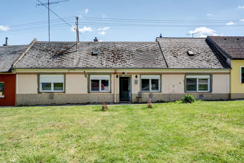 4-Zimmer-Haus kaufen in Gänserndorf – 204 m², € 119.000 – Bild 1 von 32