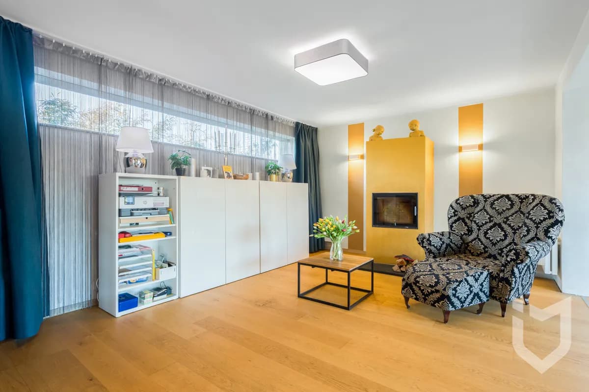 4-Zimmer-Haus kaufen in Gmunden – 1 189 m², € 899.000 – Bild 6 von 25