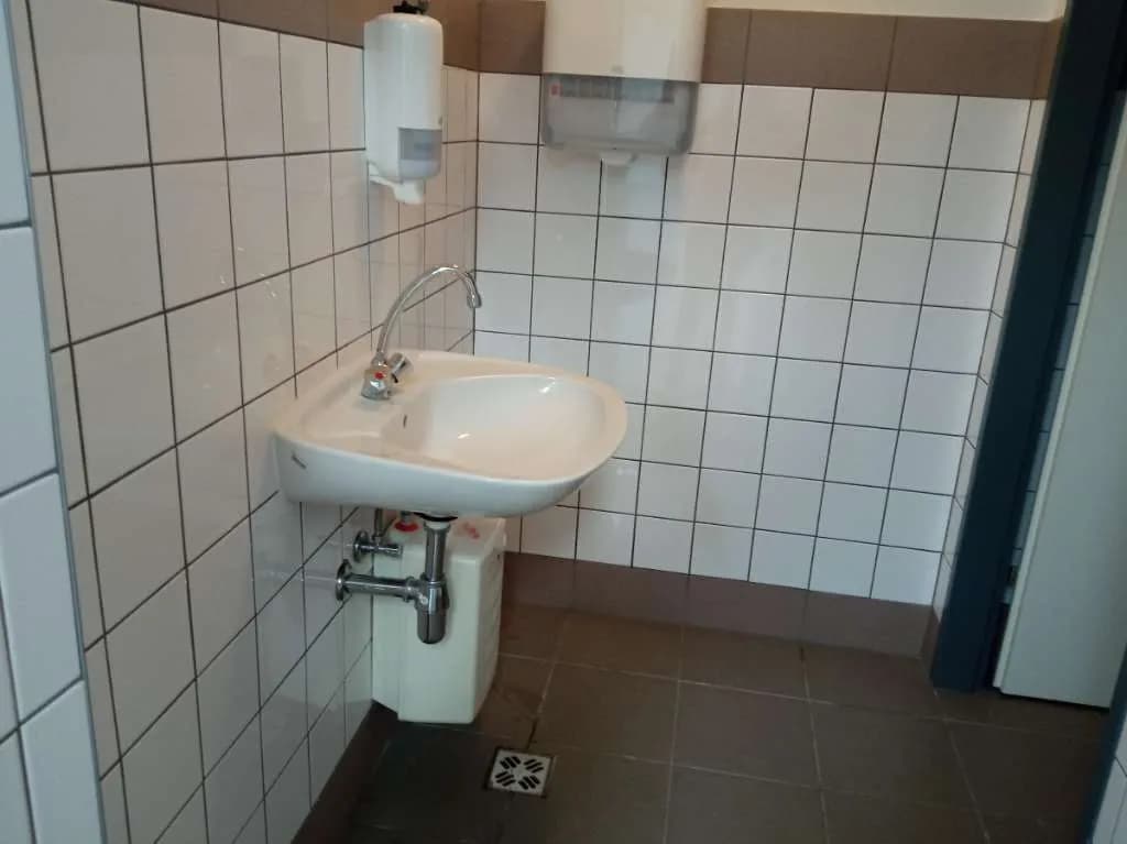 Gewerbeimmobilie mieten in Wiener Neustadt – 650 m², € 4.990 – Bild 14 von 15