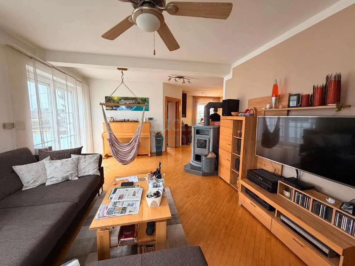 12-Zimmer-Gewerbeimmobilie kaufen in Perg – 250 m², € 519.000 – Bild 2 von 7