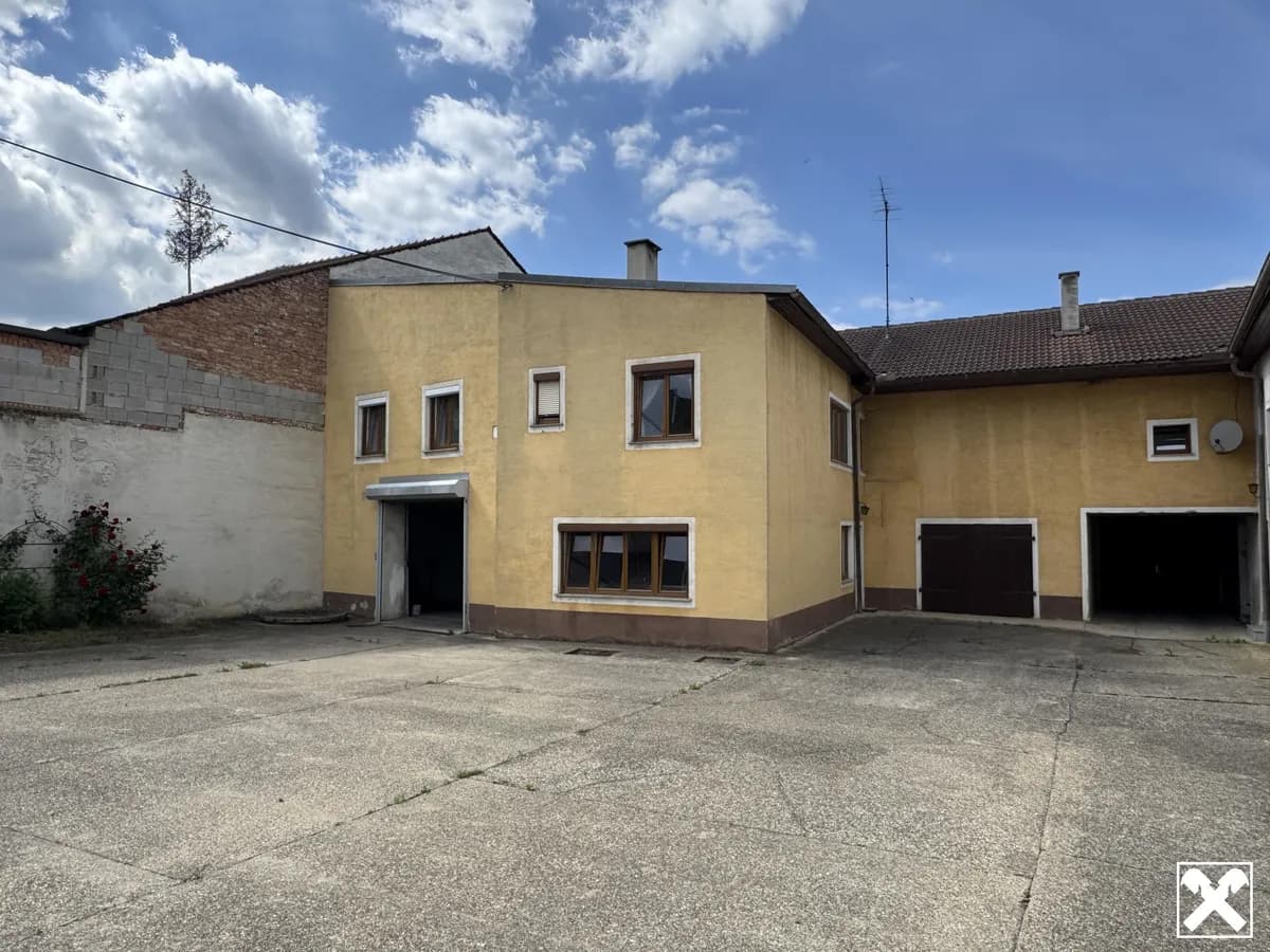 5-Zimmer-Haus kaufen in Horn – 246 m², € 290.000 – Bild 2 von 16