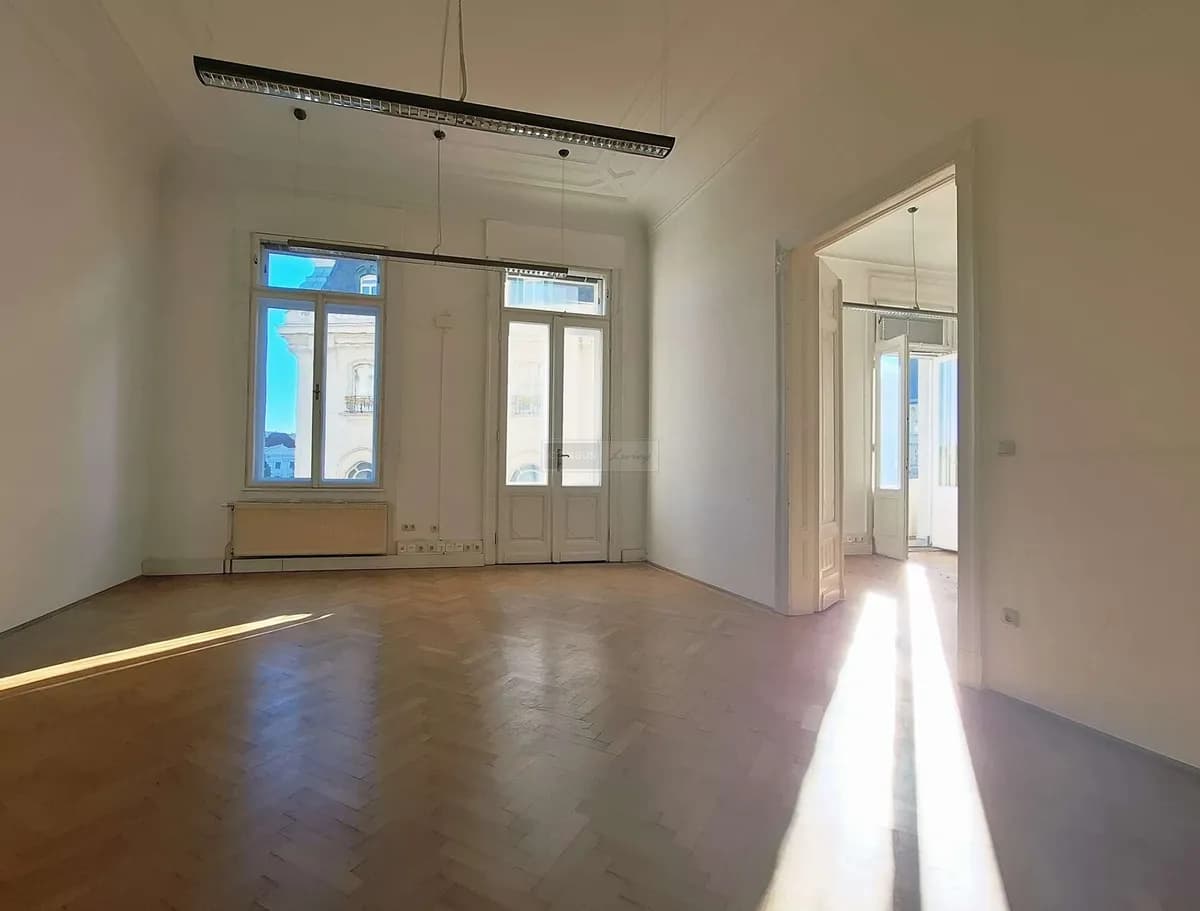 8-Zimmer-Gewerbeimmobilie mieten in Wien – 303 m², € 8.269 – Bild 5 von 13